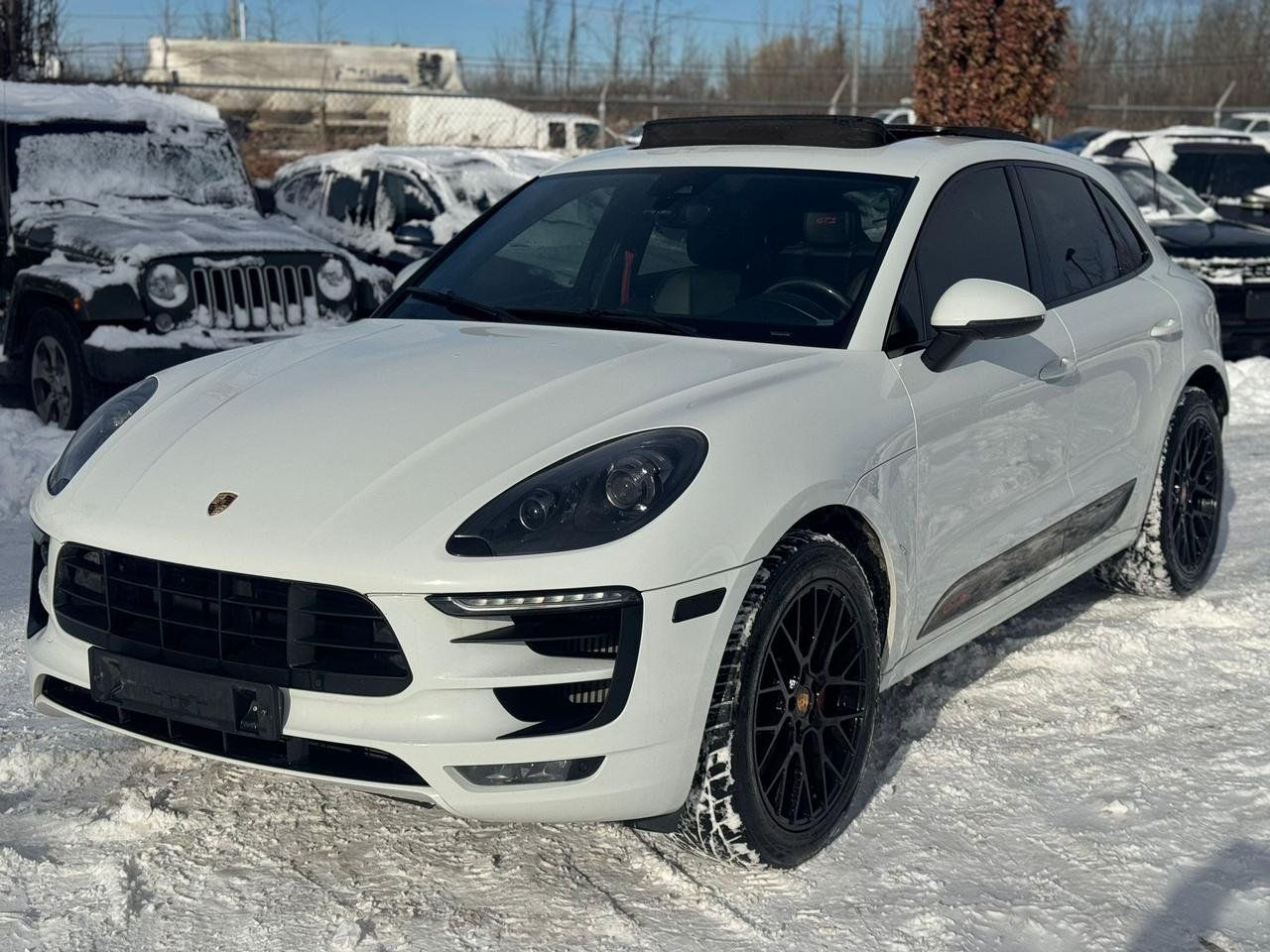 Porsche Macan 2017 - Thumbnail 1