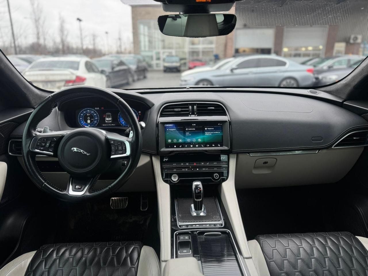 Jaguar F Pace 2020 - Thumbnail 13