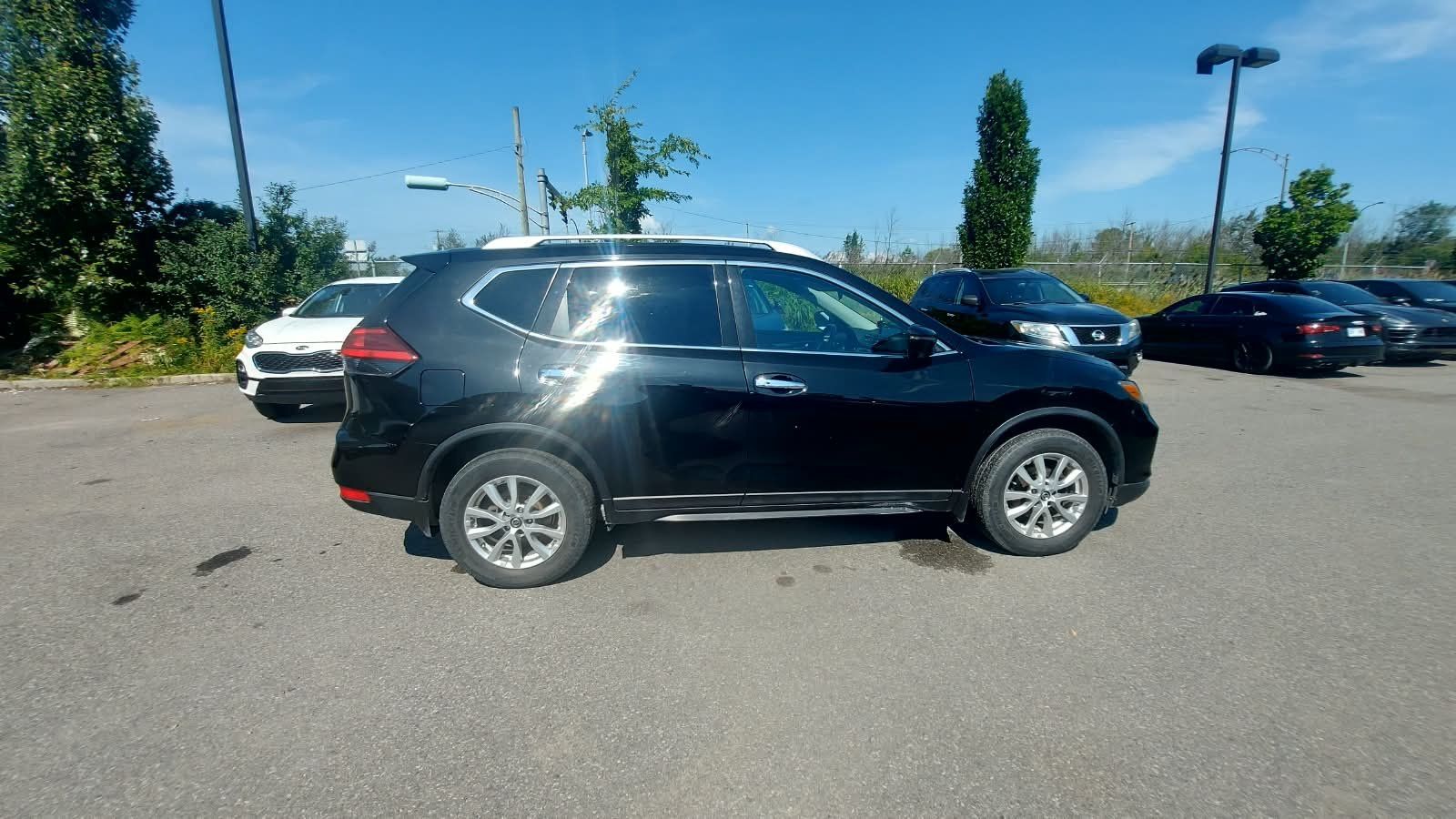 Nissan Rogue 2017 - Thumbnail 6