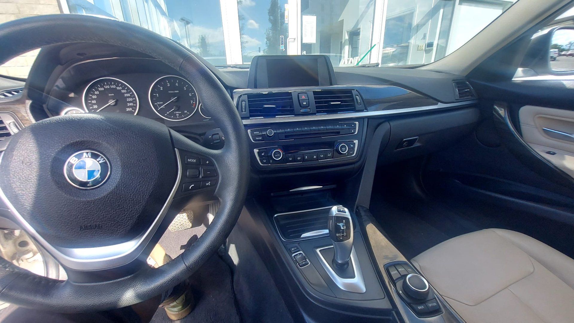 BMW 3 Series 2014 - Thumbnail 10