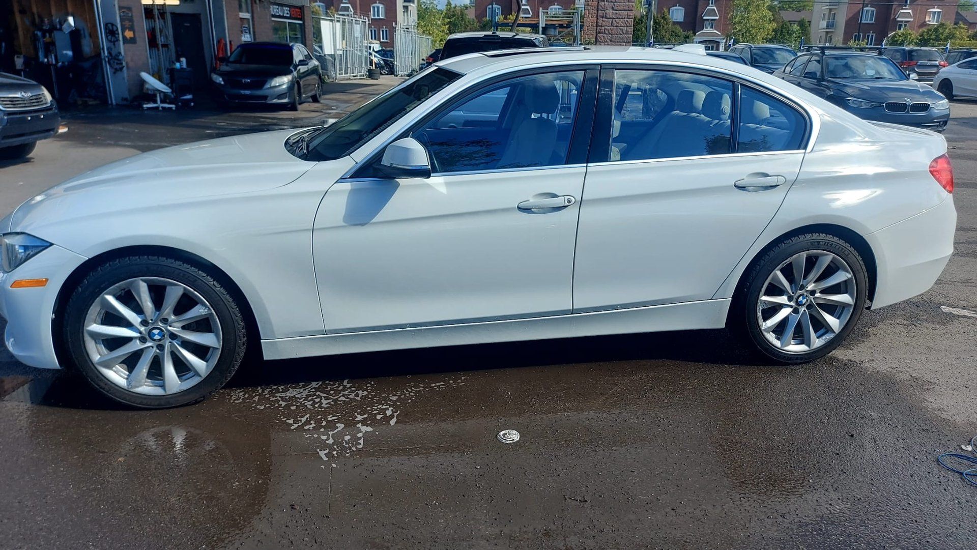 BMW 3 Series 2014 - Thumbnail 3