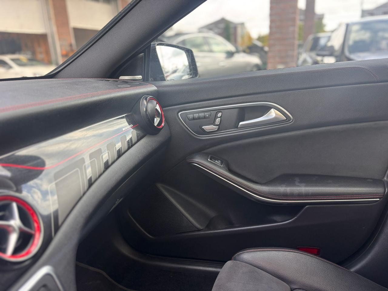 Mercedes-Benz Benz CLA Class 2017 - Image 11