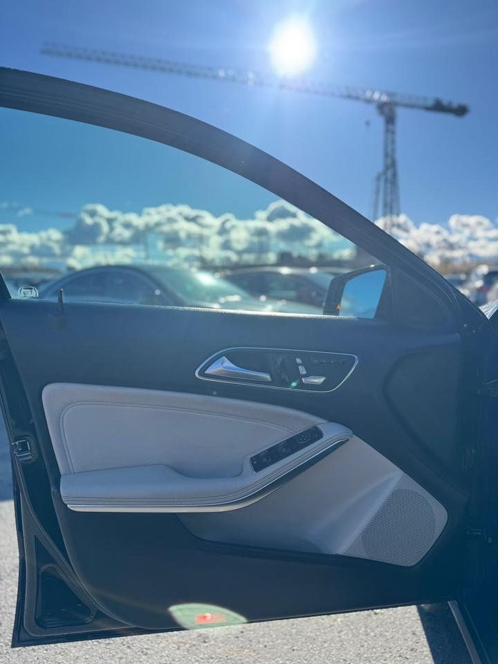 Mercedes-Benz Benz GLA 2018 - Image 13