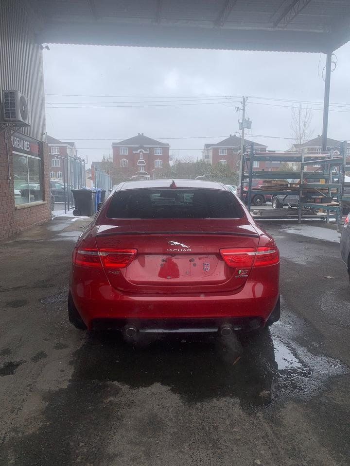 Jaguar XE 2018 - Image 3