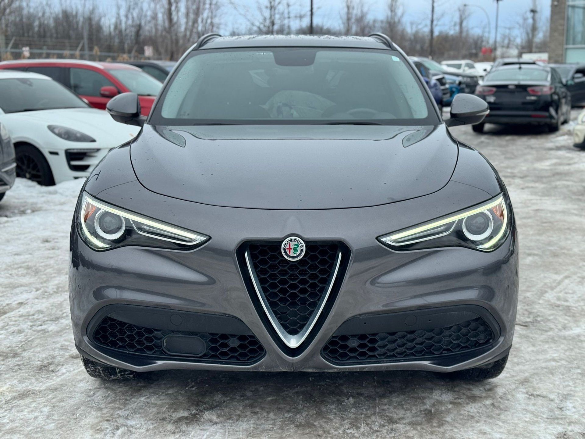 Alfa Romeo Stelvio 2018 - Image 2