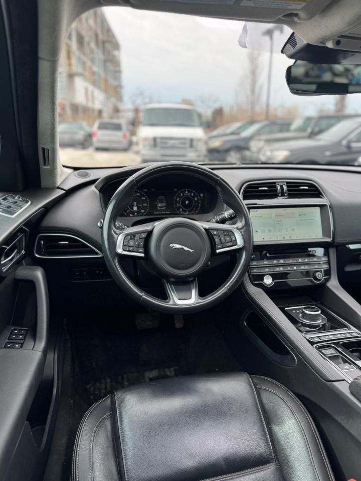 Jaguar F Pace 2020 - Image 11