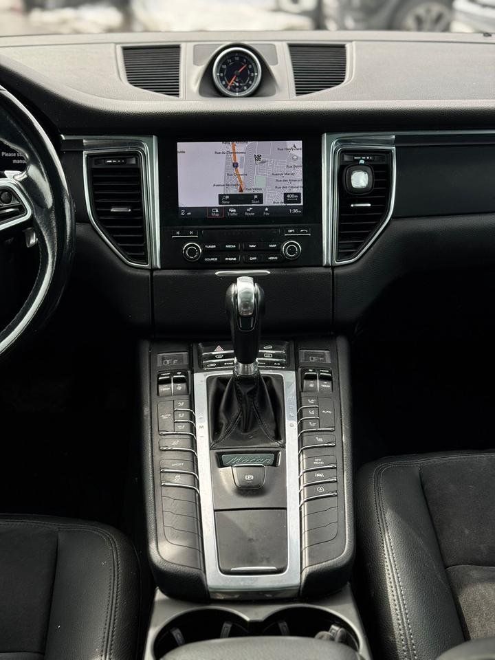 Porsche Macan 2017 - Image 9 