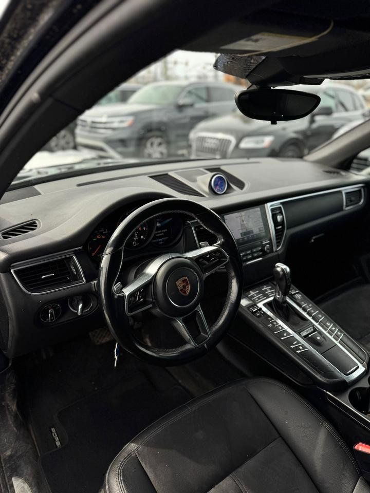 Porsche Macan 2017 - Image 6 