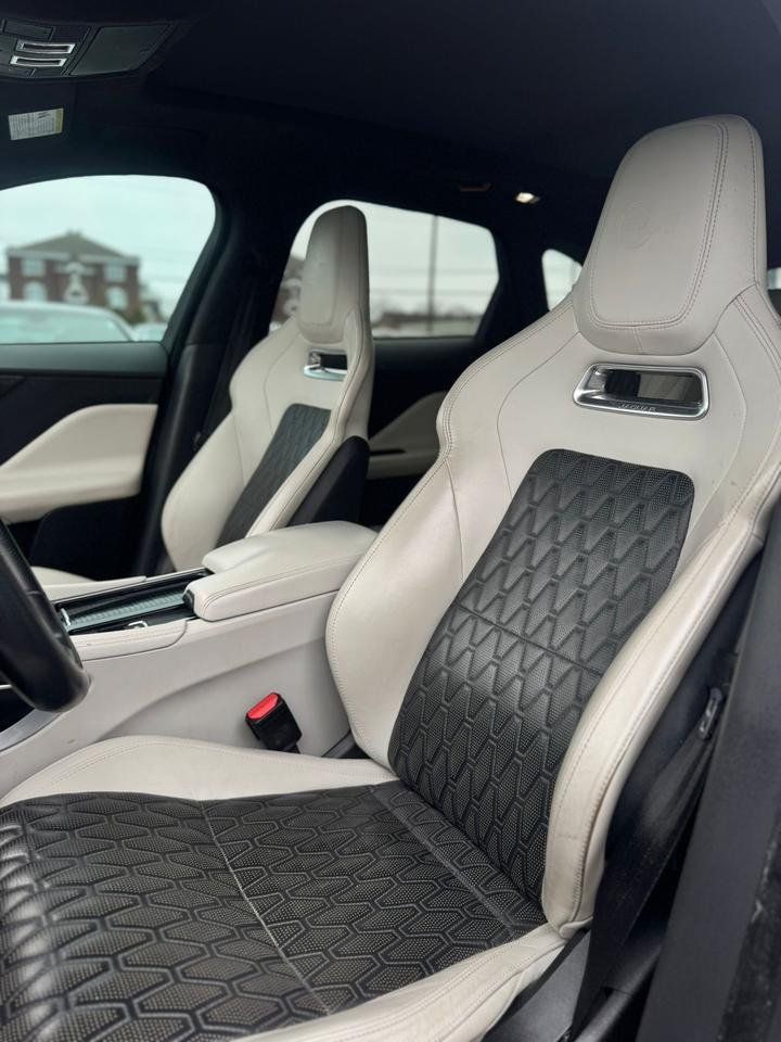 Jaguar F Pace 2020 - Image 9 