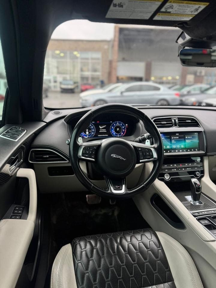 Jaguar F Pace 2020 - Image 14 