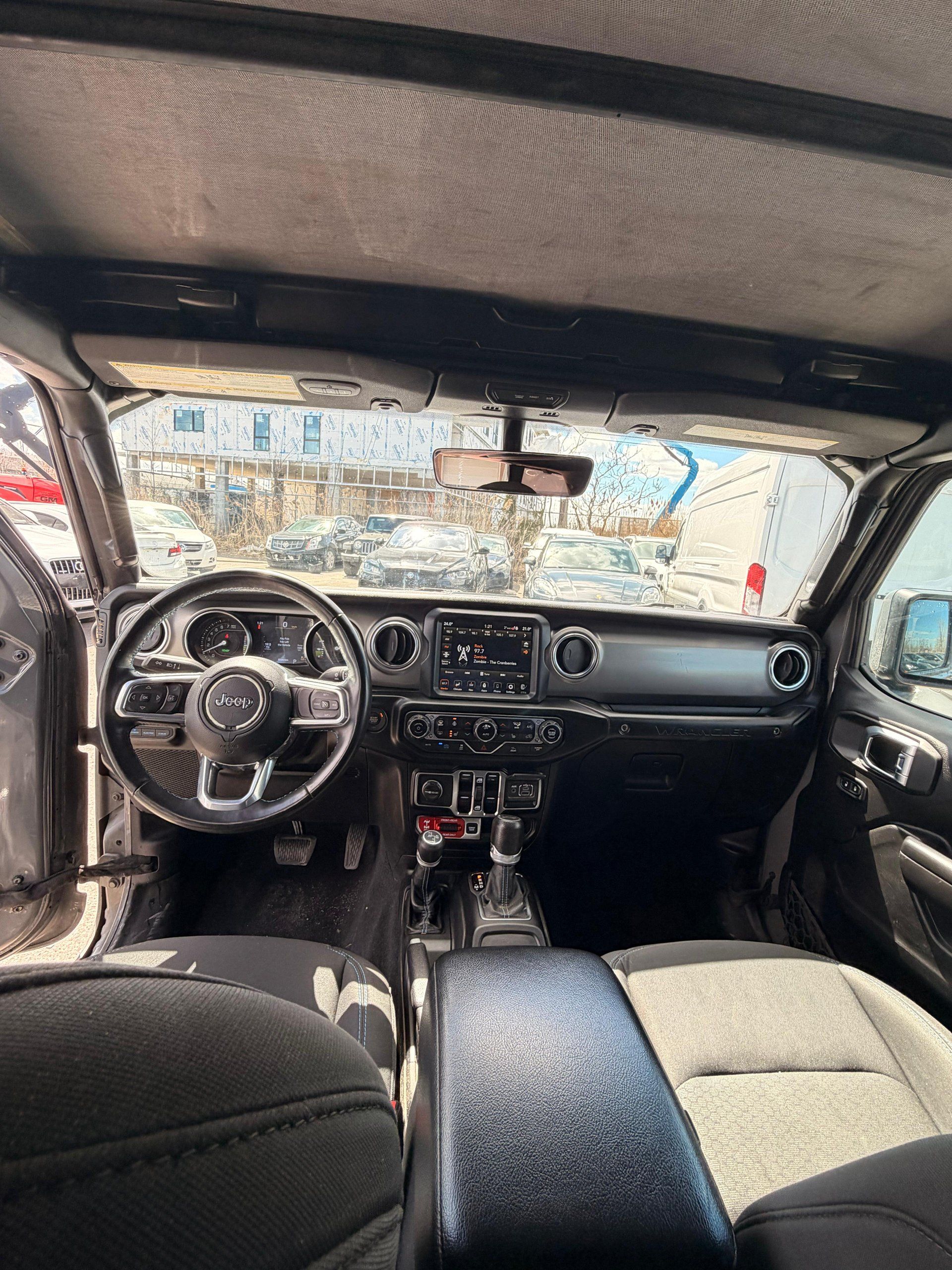 Jeep Wrangler 4xe 2021 - Image 3