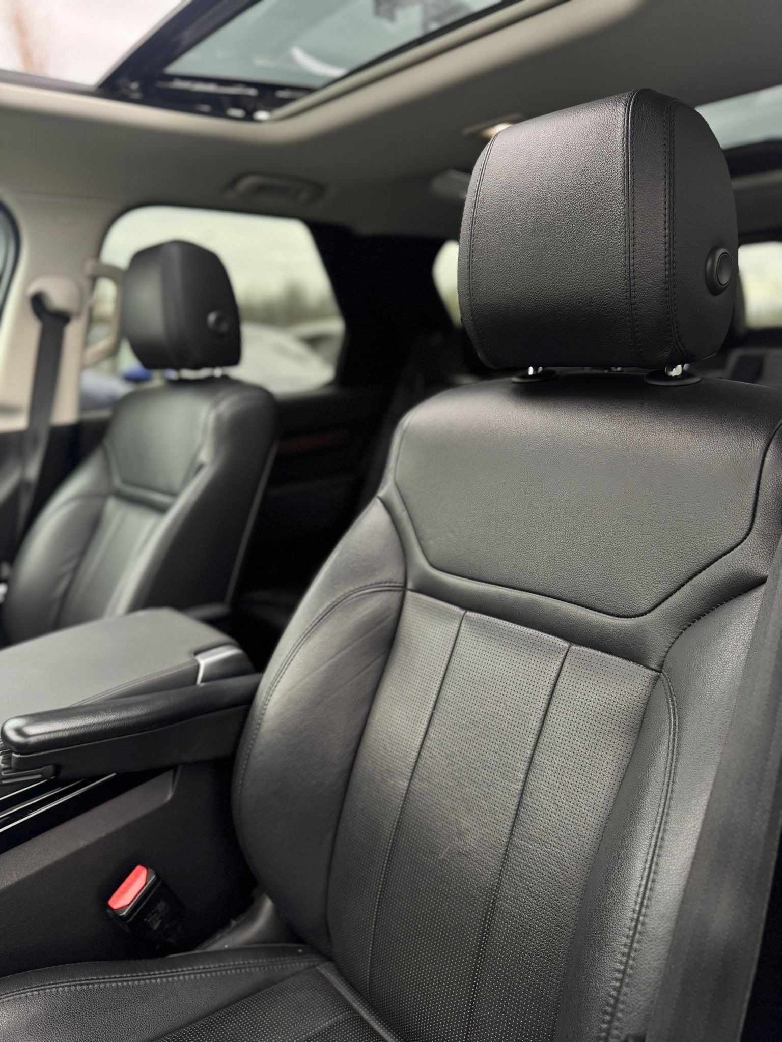 Land Rover Discovery 2018 - Image 14