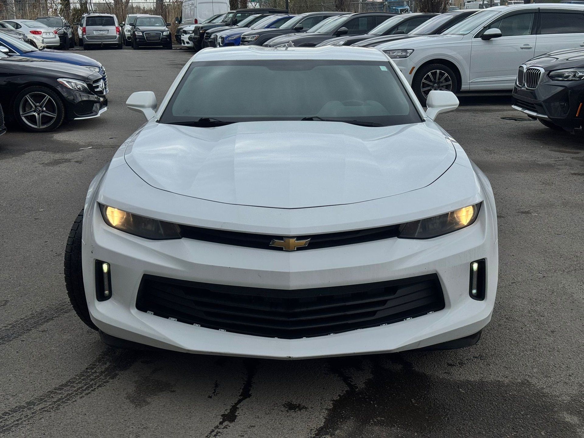 Chevrolet Camaro 2018 - Image 2 