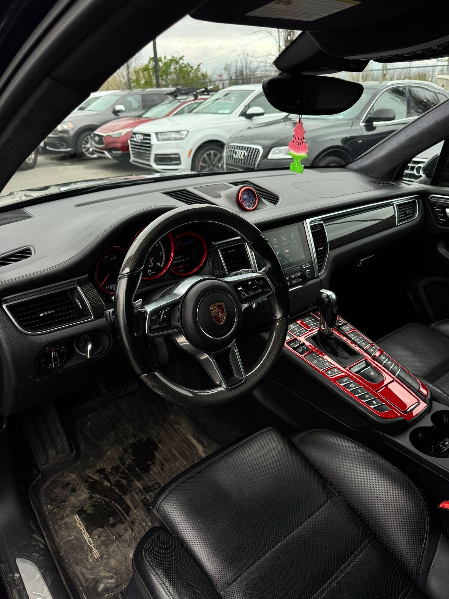 Porsche Macan 2017 - Image 12