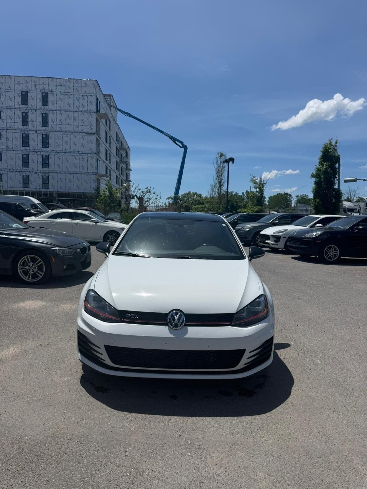Volkswagen Golf GTI 2017 - Image 3