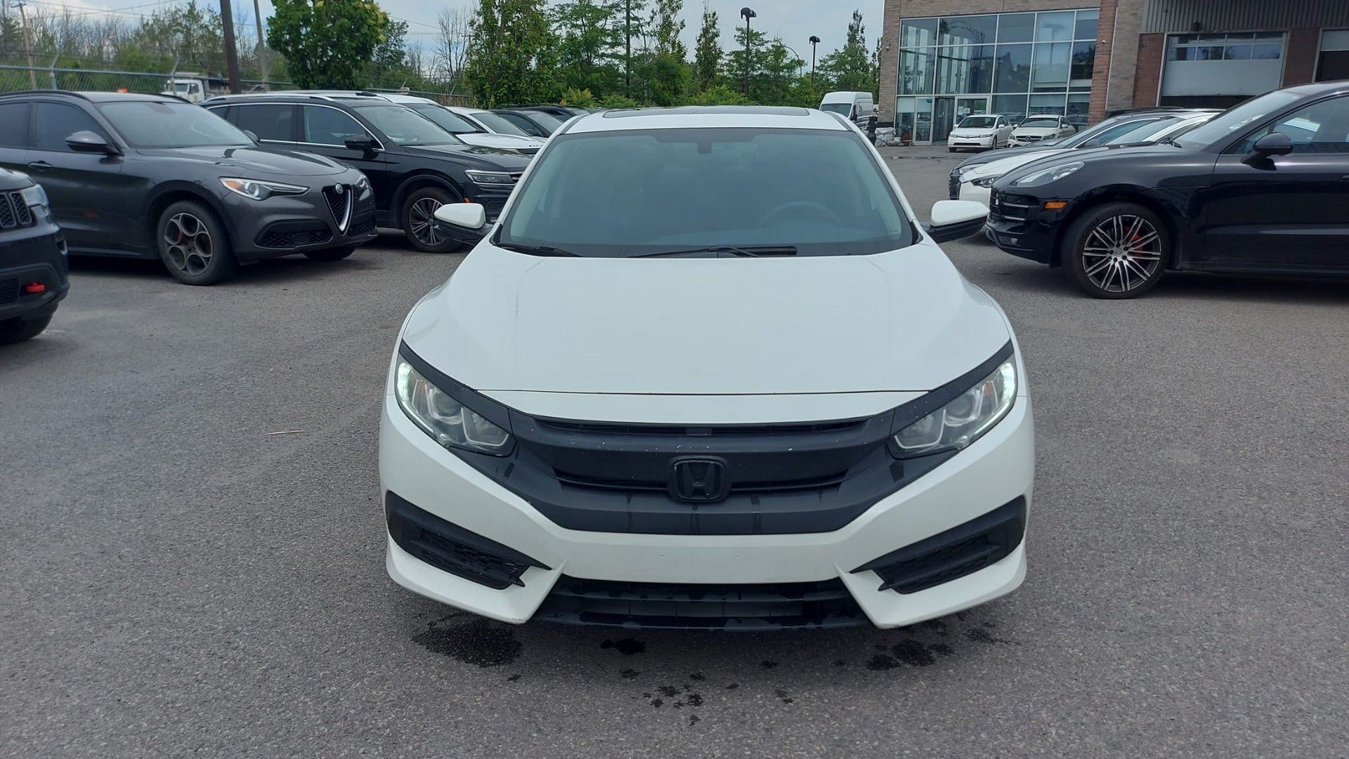 Honda Civic 2016 - Image 3