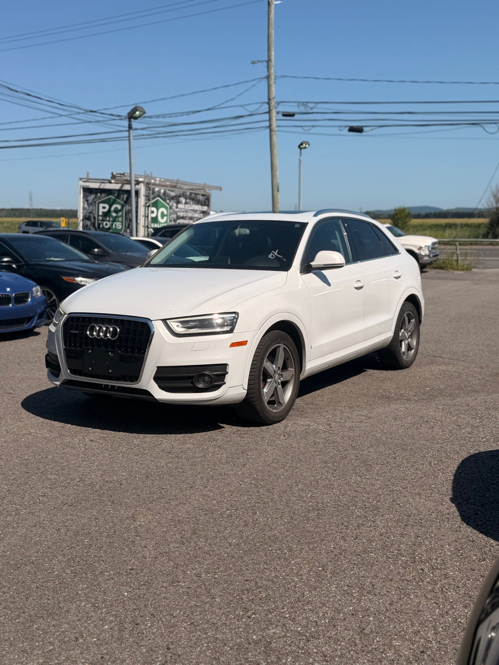 Audi Q3 2015 - Image 2