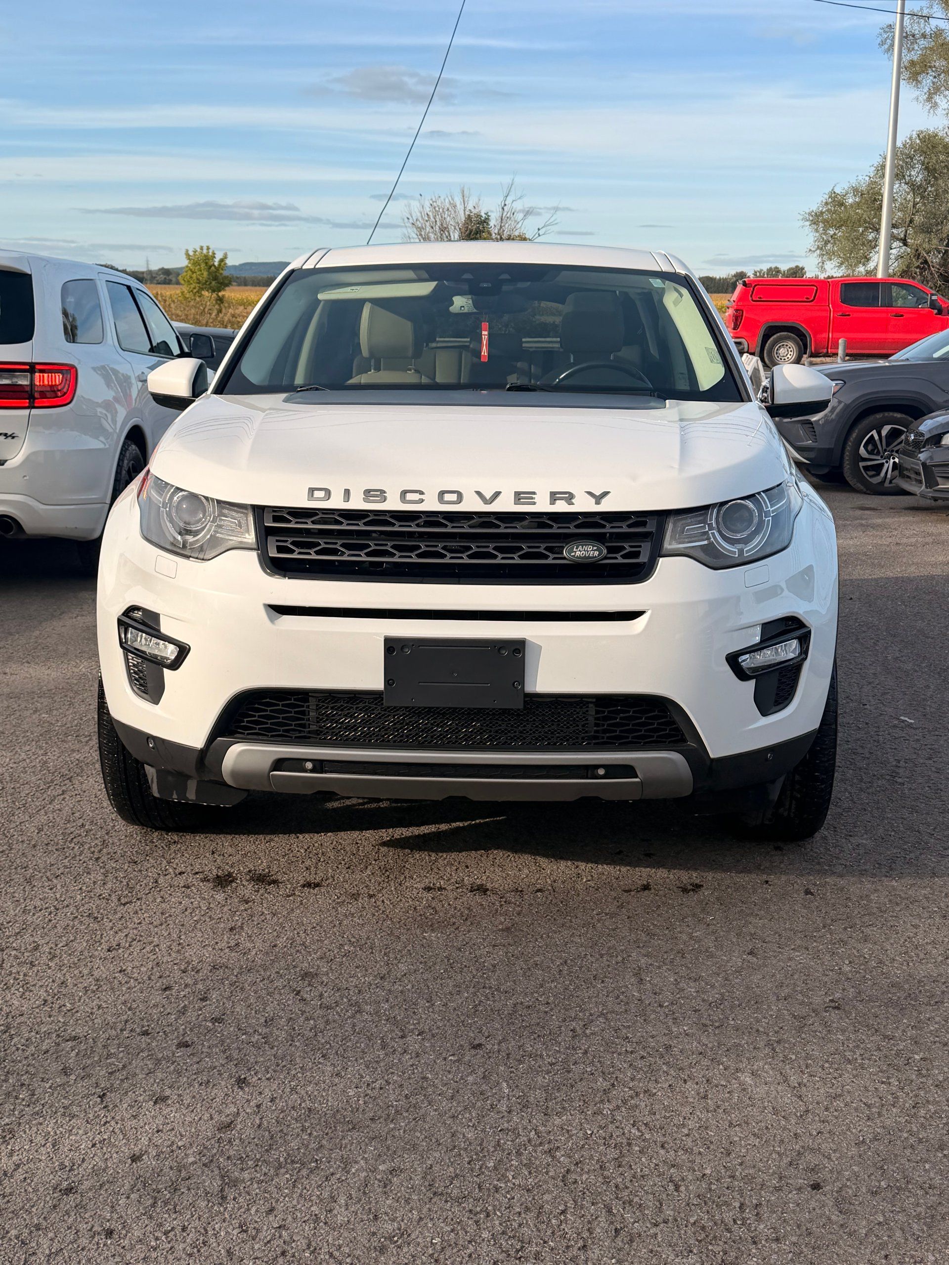 Land Rover Discovery Sport 2016 - Image 2 
