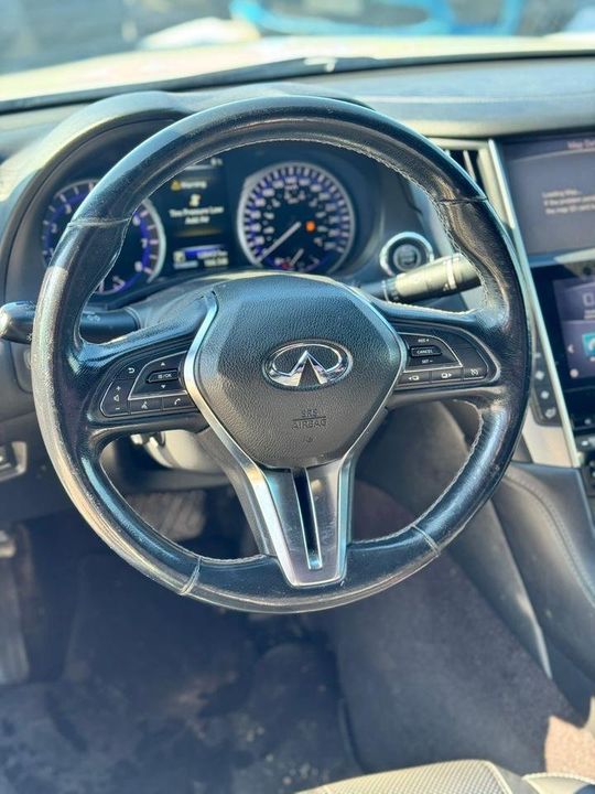 Infiniti Q60 2017 - Image 12