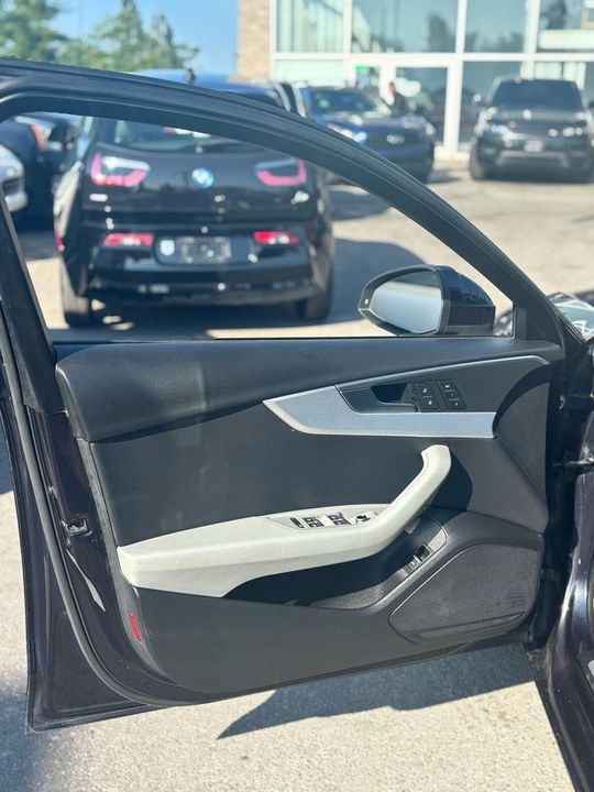 Audi A4 2017 - Image 2