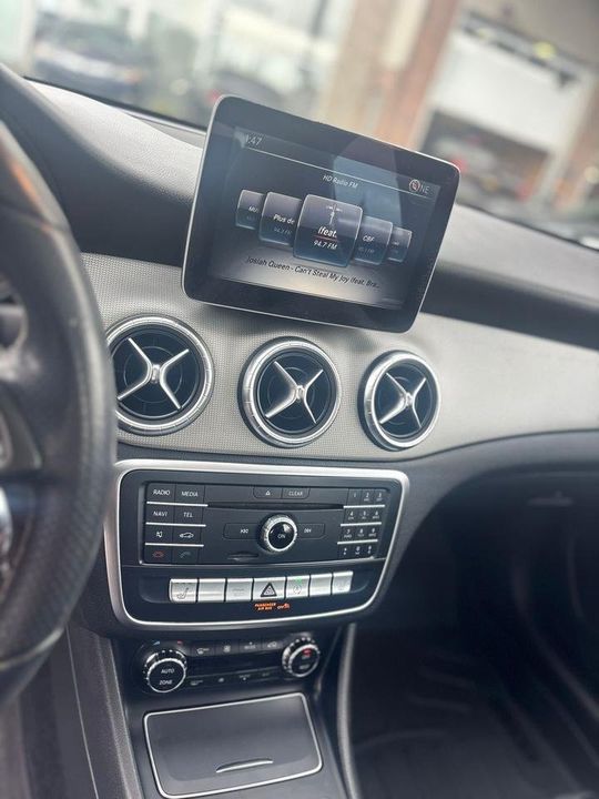Mercedes-Benz Benz CLA Class 2018 - Image 16