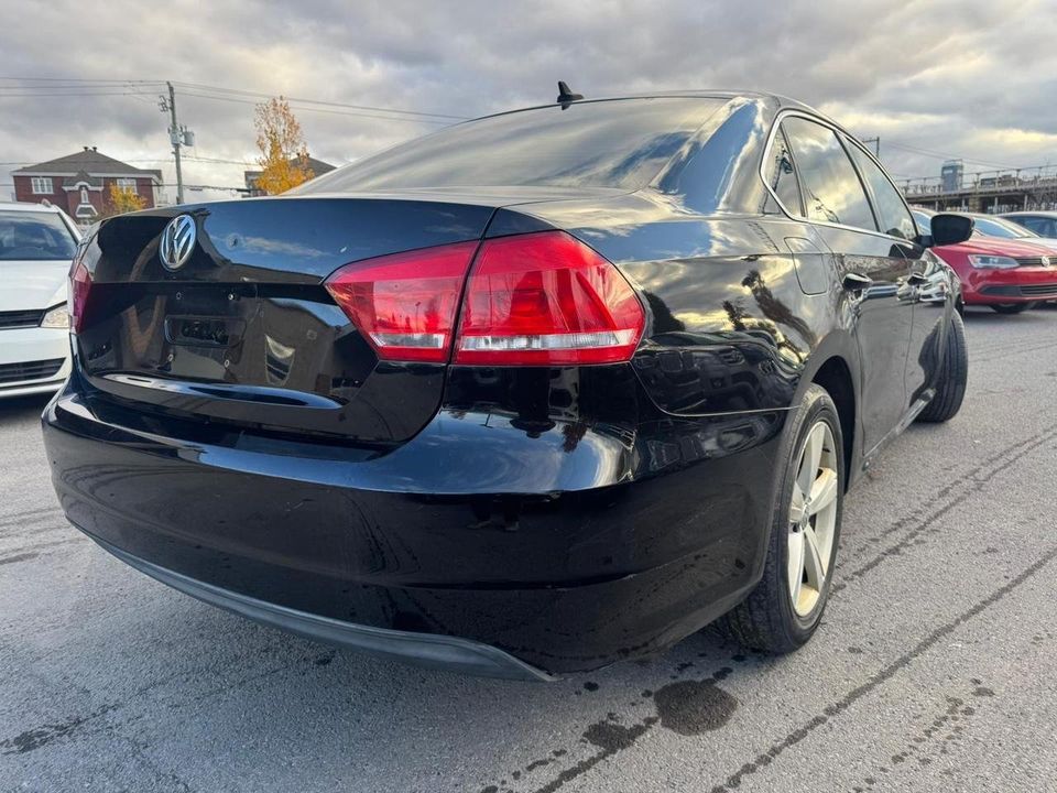 Volkswagen Passat 2013 - Image 6