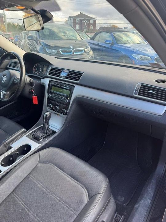 Volkswagen Passat 2013 - Image 7