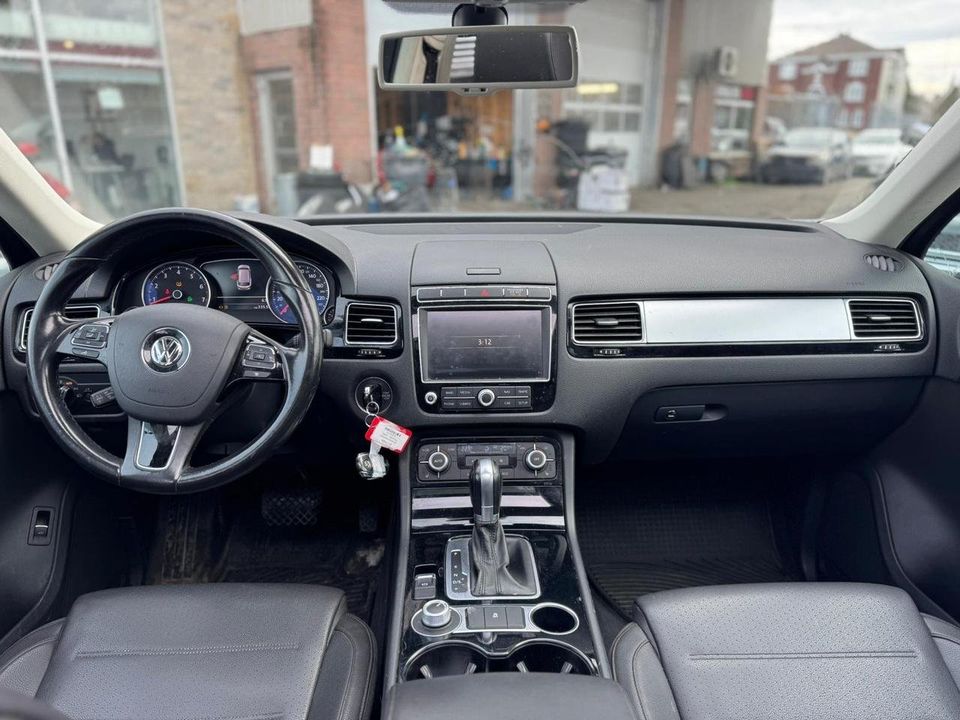 Volkswagen Touareg 2016 - Image 13