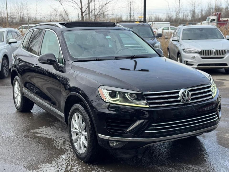 Volkswagen Touareg 2016 - Image 2