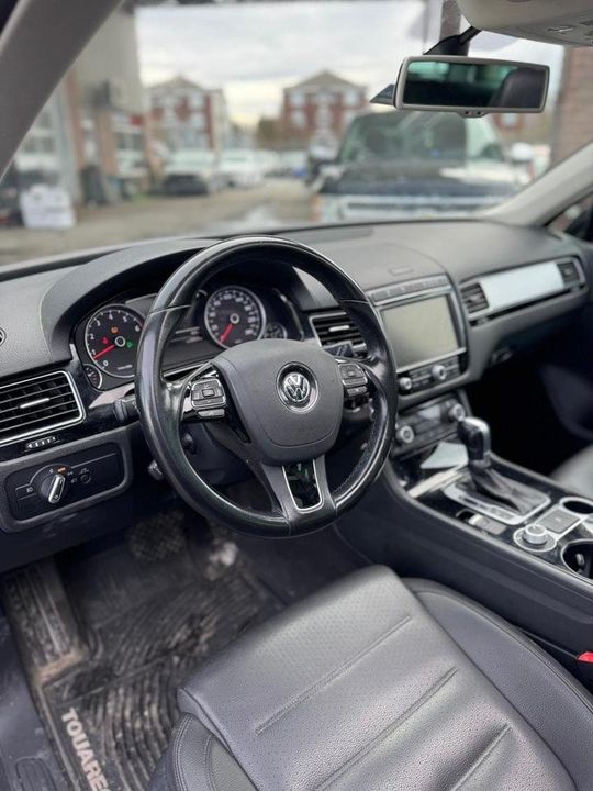 Volkswagen Touareg 2016 - Image 9