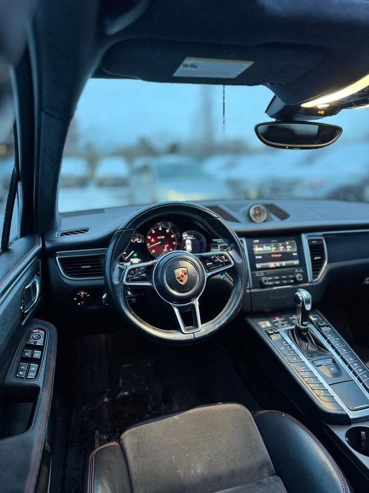Porsche Macan 2017 - Image 12