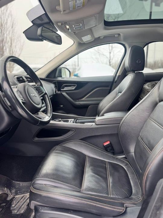 Jaguar F Pace 2018 - Image 13
