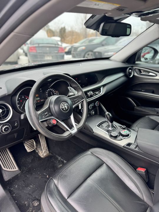 Alfa Romeo Stelvio 2018 - Image 14