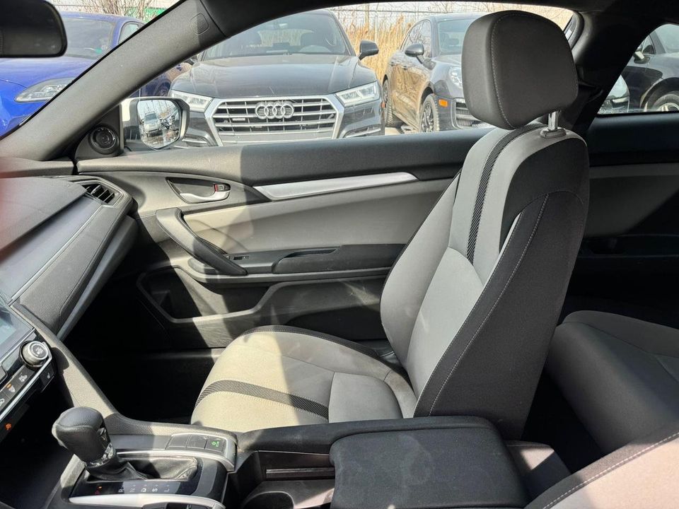 Honda Civic 2018 - Image 13