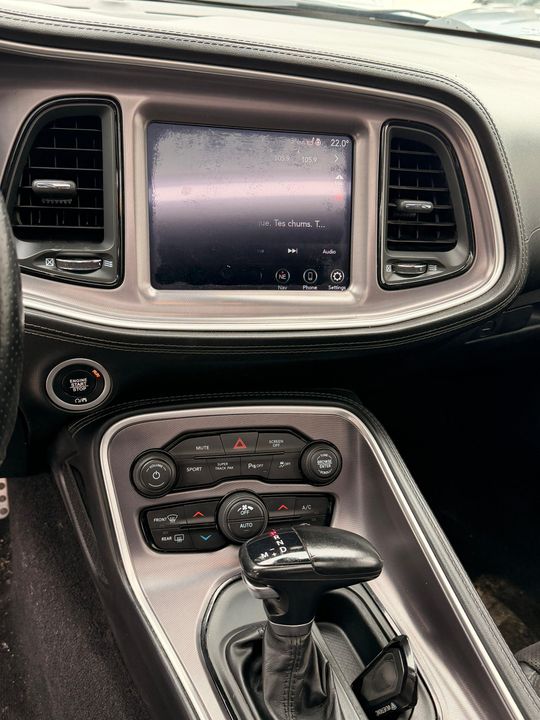 Dodge Challenger 2021 - Image 11