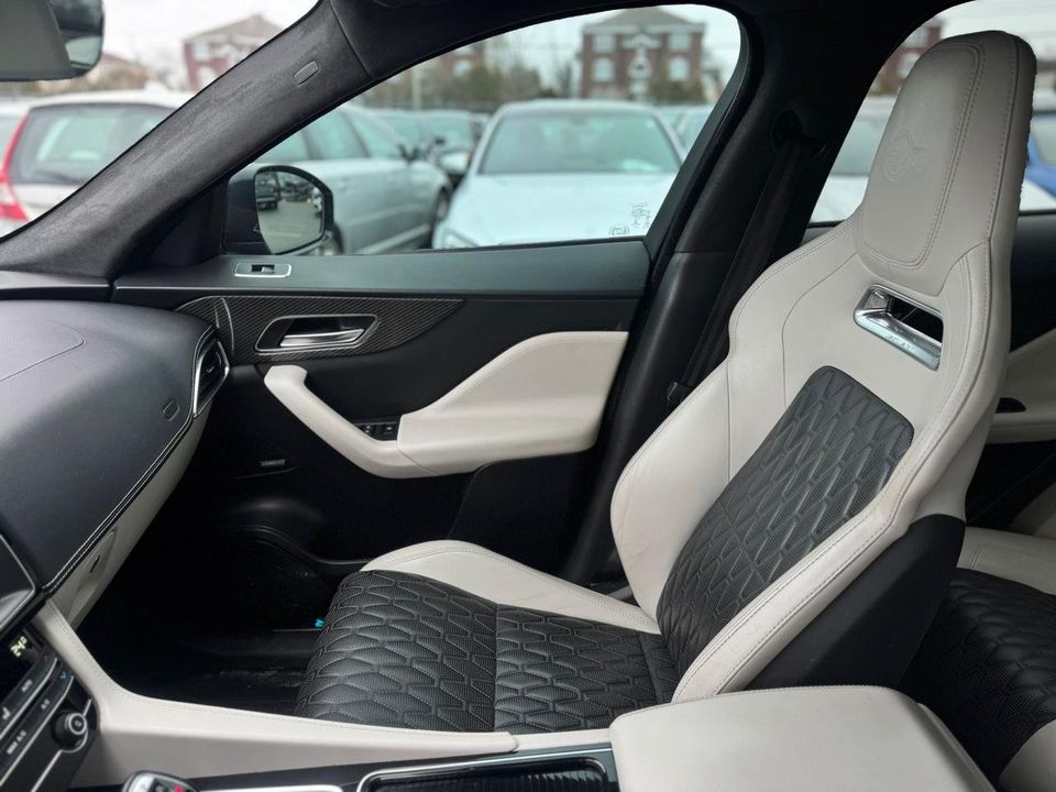 Jaguar F Pace 2020 - Image 11