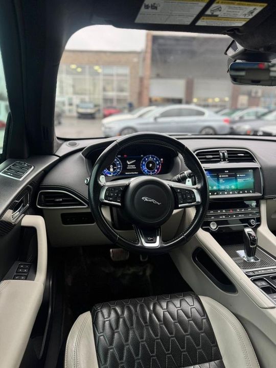 Jaguar F Pace 2020 - Image 15