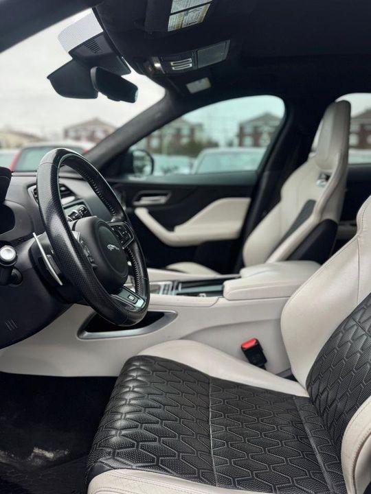 Jaguar F Pace 2020 - Image 8