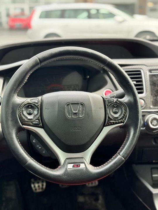 Honda Civic 2015 - Image 9