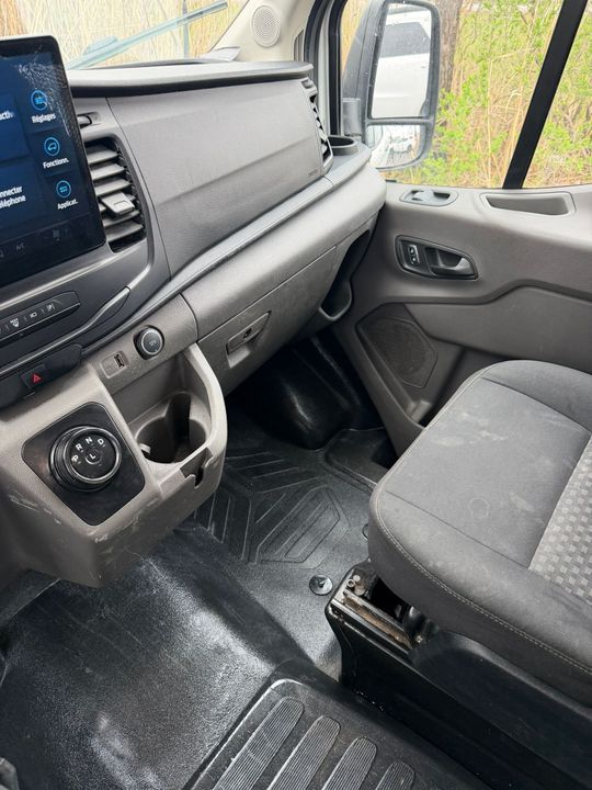 Ford E Transit Cargo VAN 2022 - Image 6