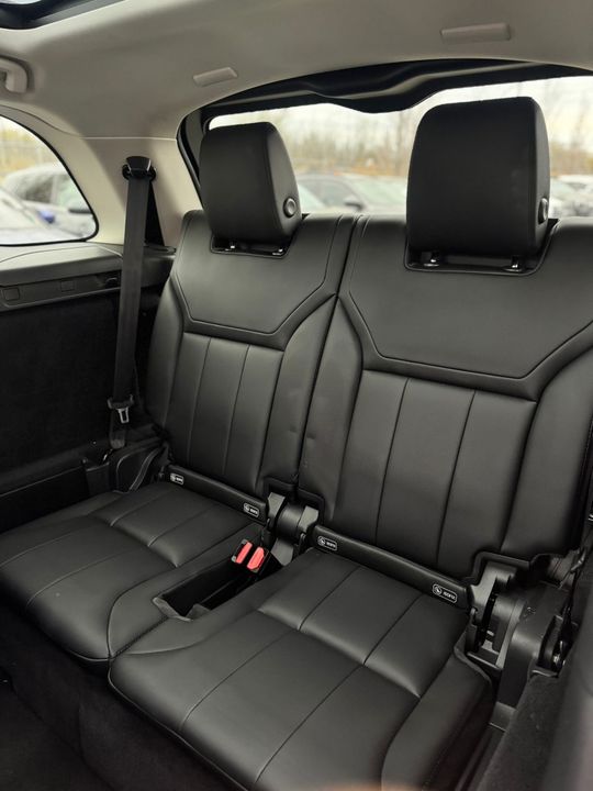 Land Rover Discovery 2018 - Image 4