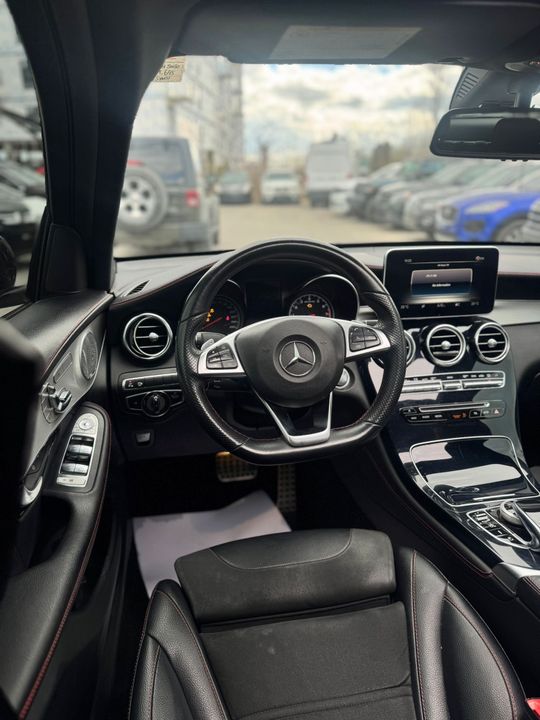 Mercedes-Benz AMG GLC 43 Coupe 2019 - Image 13