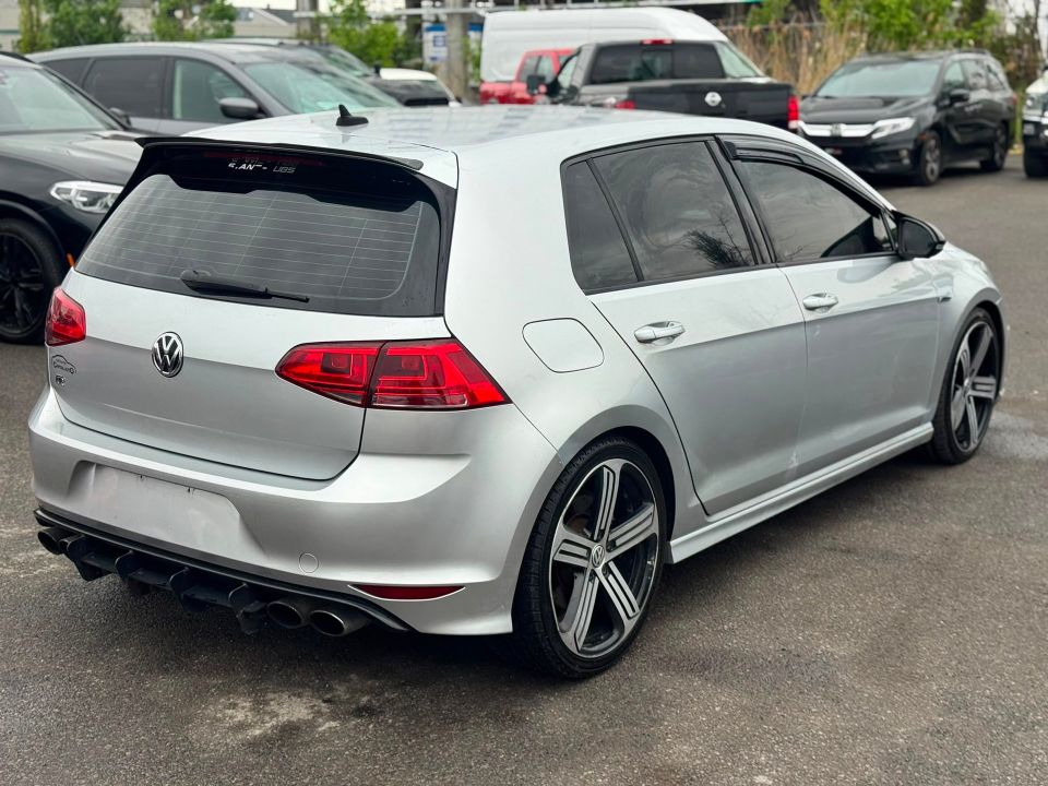 Volkswagen Golf R 2016 - Image 9