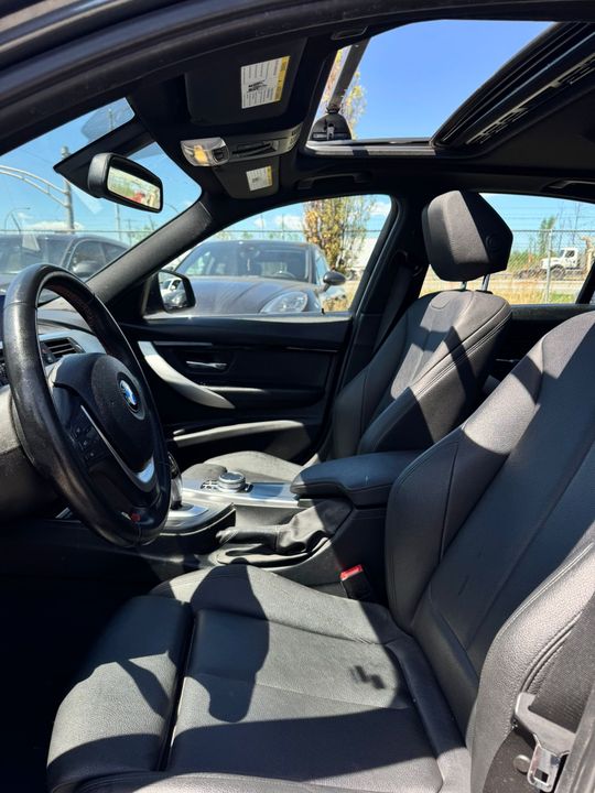 BMW 3 Series 2018 - Image 8