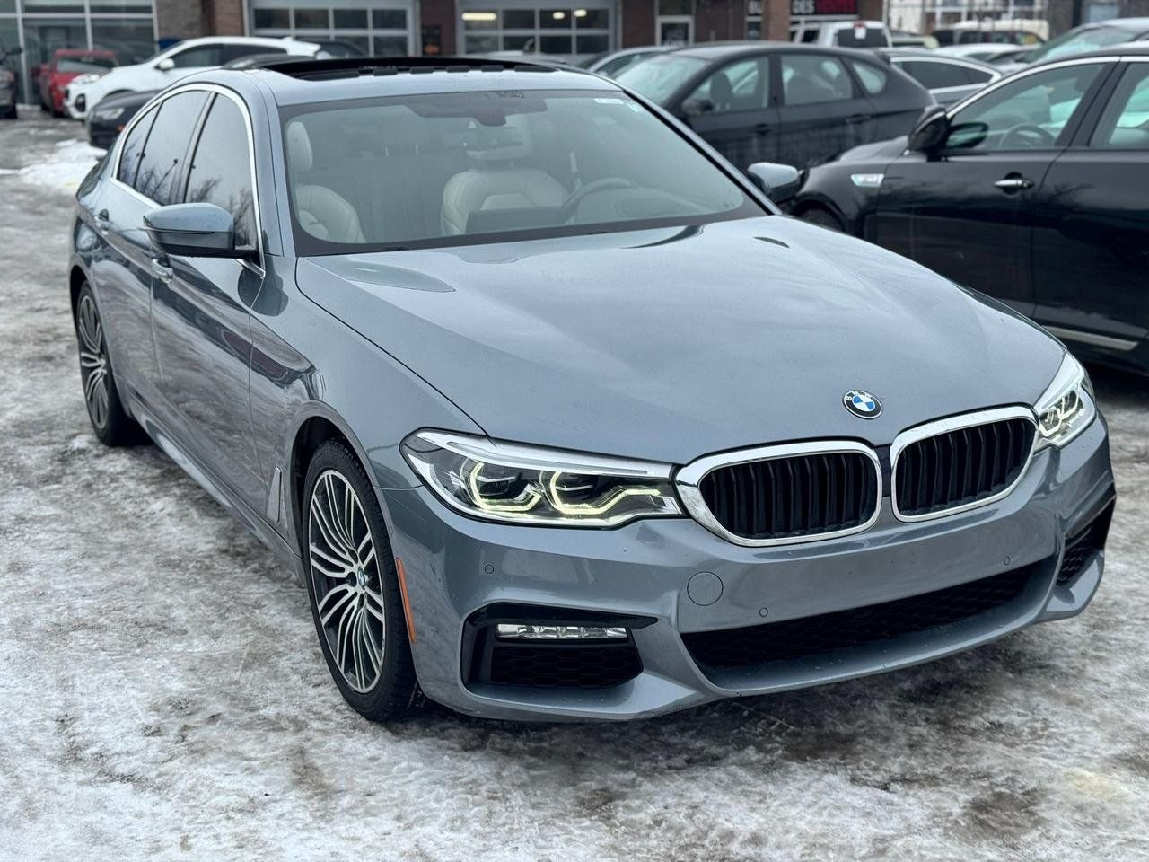 BMW 5 Series 2017 - Thumbnail 7