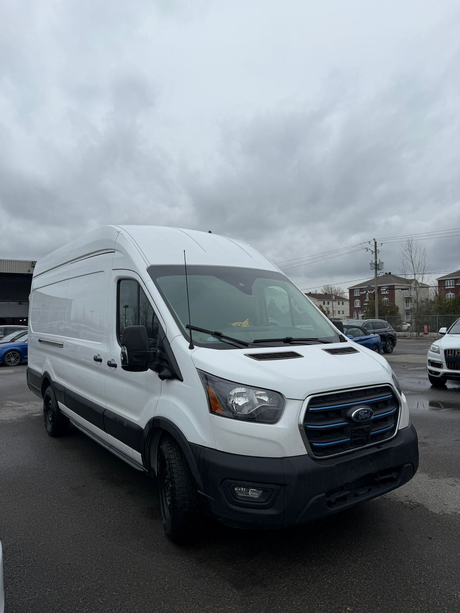 Ford E Transit Cargo VAN 2022 - Thumbnail 1