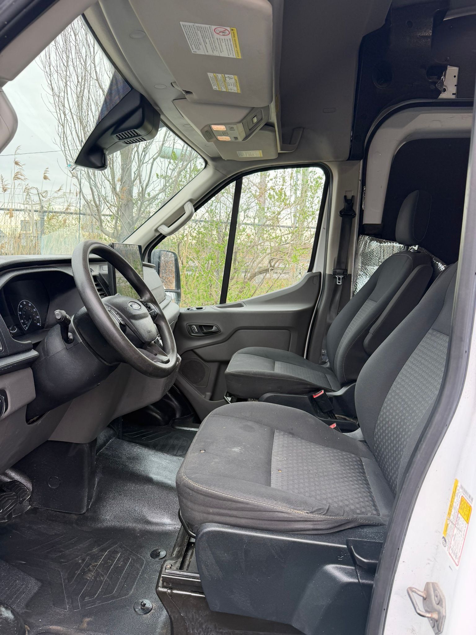 Ford E Transit Cargo VAN 2022 - Thumbnail 5