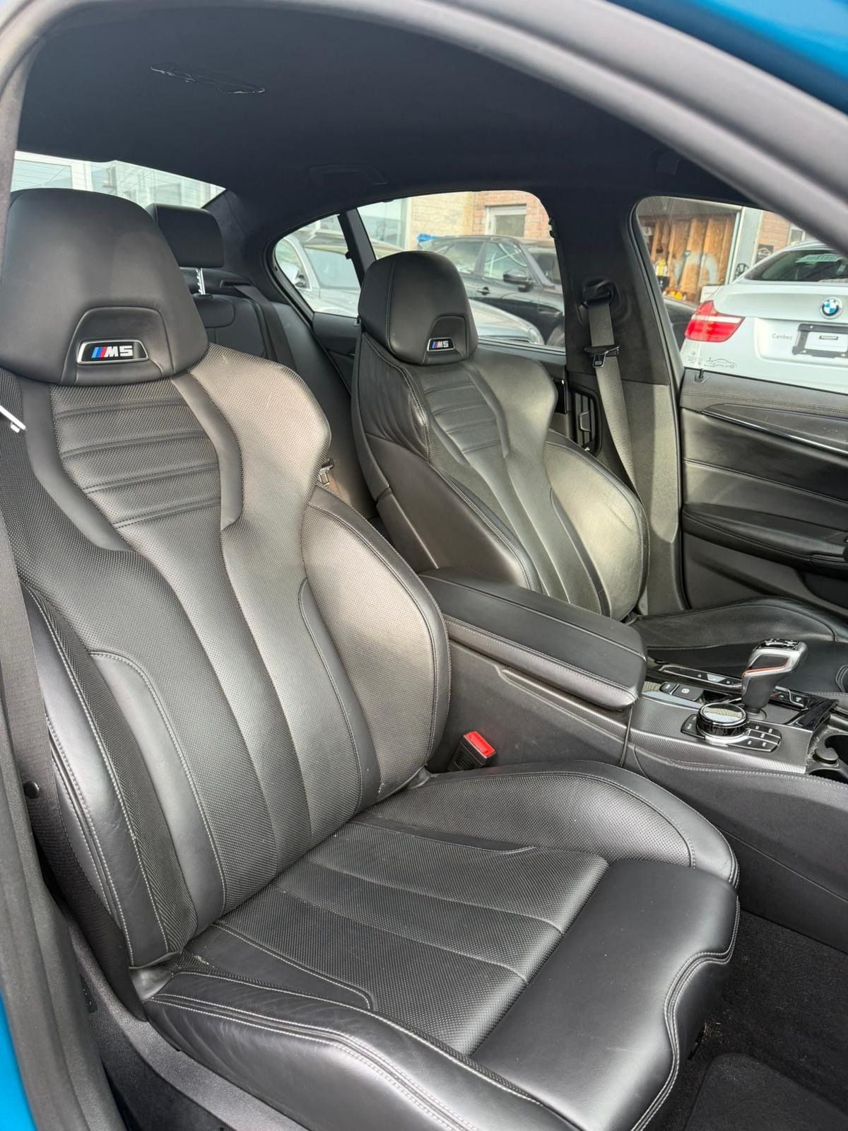BMW M5 2019 - Thumbnail 9