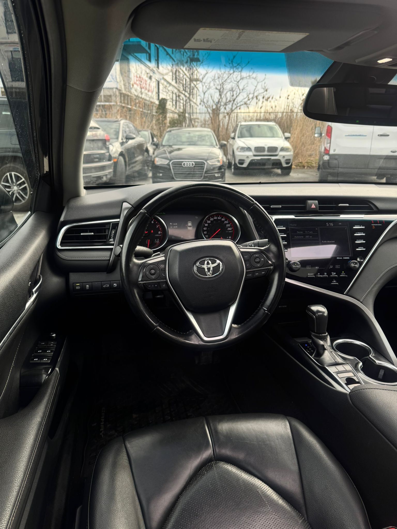 Toyota Camry 2018 - Thumbnail 11