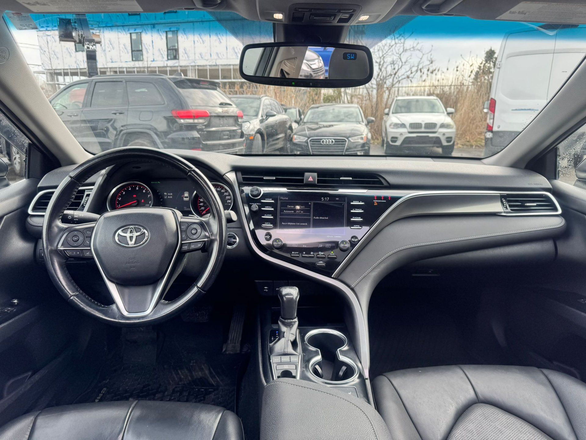 Toyota Camry 2018 - Thumbnail 6